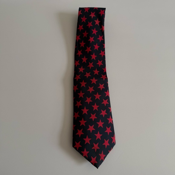 il_fullxfull.7428870272_3yr2.jpg Elegant Kent and Curwen Star Patterned Men\'s pure silk Tie
